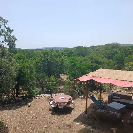Face A La Garrigue